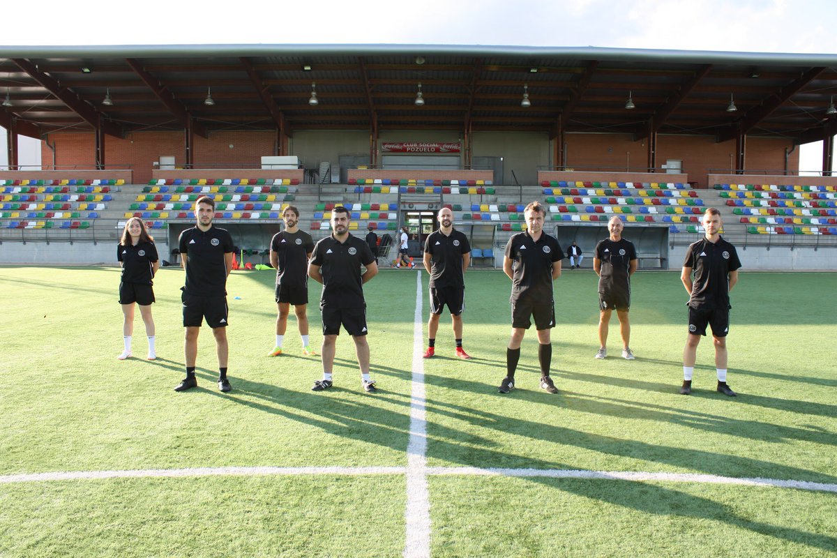 PozuFem's tweet photo. Mañana el #FutbolFemenino vuelve al Valle de las Cañas
después de 6 meses de parón‼️

Os presentamos al Cuerpo Tecnico que llevará este año al equipo en #RetoIberdrola encabezado por @Pika2011 

👥 Raúl, Joaquín, Valerio, Pedro, Marie, Javier y Jorge 

Esto empieza ya‼️ https://t.co/GIa8YXgpik
