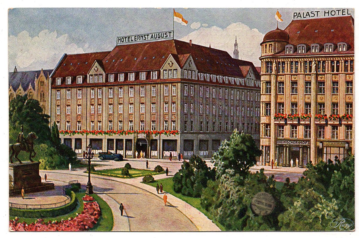 HannoverPost's tweet photo. der Blick auf die Hotels am Bahnhof von Hannover
#Hannover #hannoverpost #postkarten #postcards #ansichtskarten #niedersachsen https://t.co/snwDoOF8LN