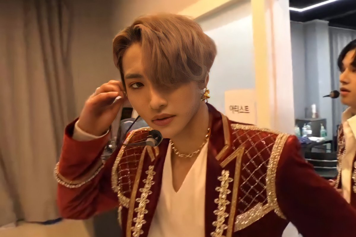 ༄‧₊˚. | encore @ATEEZofficial  #ATEEZ    #에이티즈    #SEONGHWA  #성화  #PORTOFCALL  #2_years_with_ATEEZ