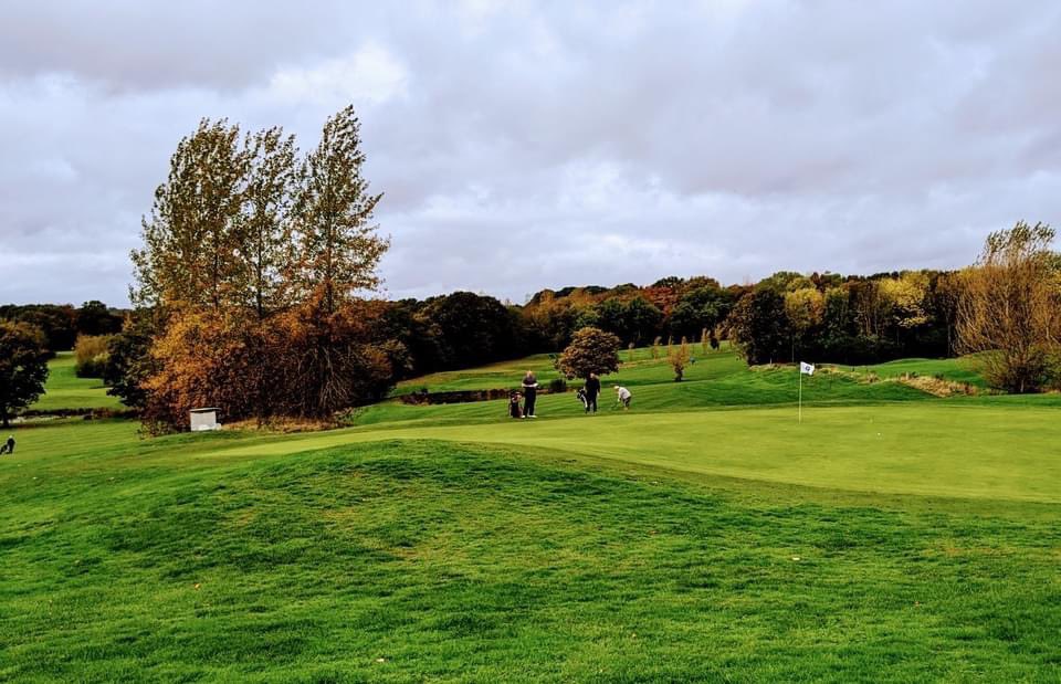 LBcharity's tweet photo. Hamstreet FC on the 9th for their #charitygolfday @TheLondonBeach @LondonBeachGolf #tenterden Great #fundraising opportunity for #sportsclubs with #totalgreenfeedonated by @LBcharity https://t.co/uue3SNSu4P