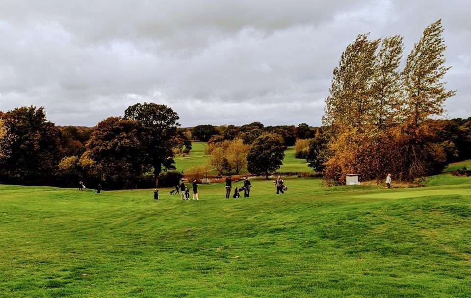 LBcharity's tweet photo. Hamstreet FC on the 9th for their #charitygolfday @TheLondonBeach @LondonBeachGolf #tenterden Great #fundraising opportunity for #sportsclubs with #totalgreenfeedonated by @LBcharity https://t.co/uue3SNSu4P