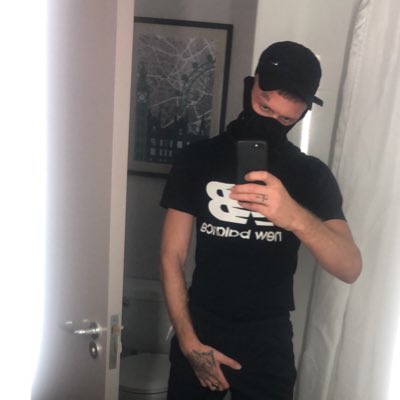 #NewProfilePic All Blacked out? https://t.co/okWtNJL4wt