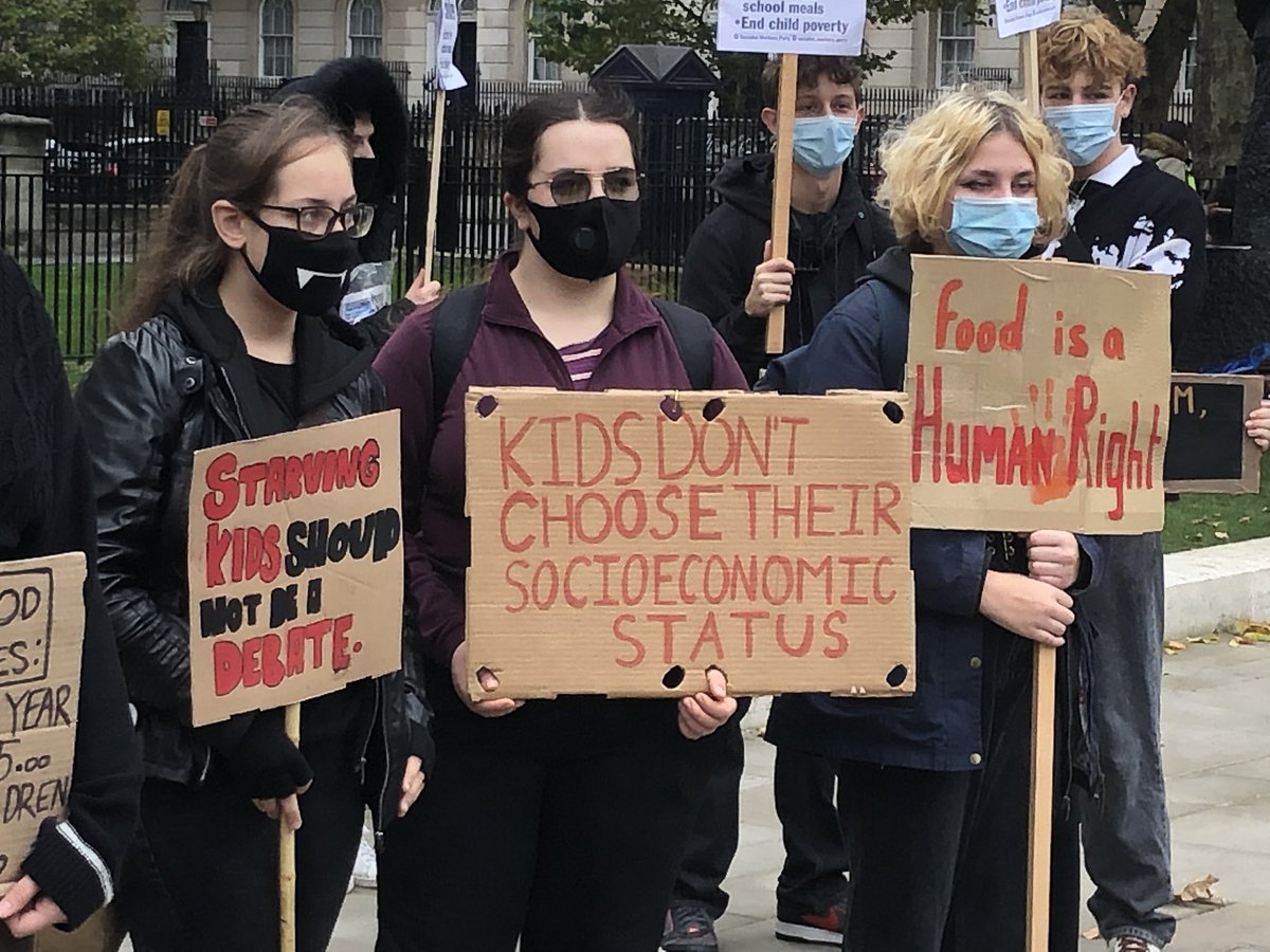 AntiRacismDay's tweet photo. #FreeSchoolMeals protest at Downing St today - black pupils and communities will be disproportionately hit by the Tories brutal policy #BlackLivesMatter https://t.co/0GRXndywzX