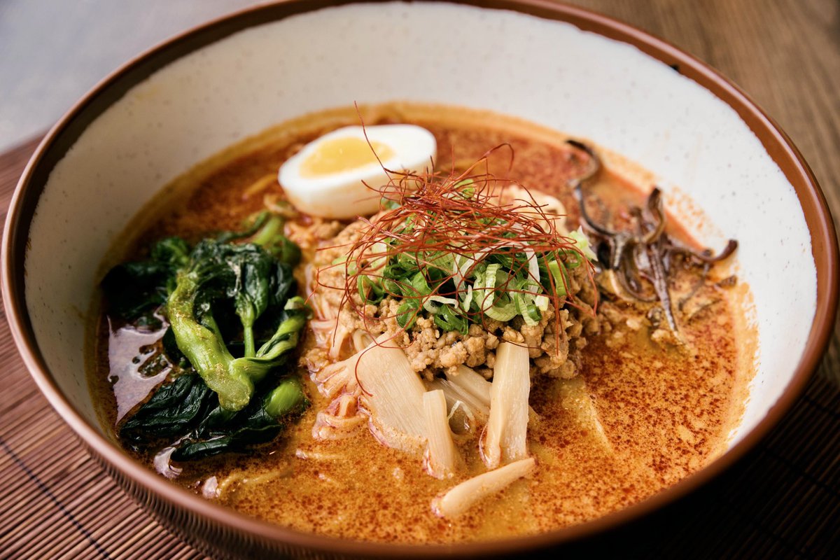 hare_tortoiseuk's tweet photo. Feeling cold already?

Our Tantanmen will definitely warm you up!

*Walk-ins welcome.
*Our Blackfriars branch is still closed.

#tantanmen 
#ramen
#ramennoodles 
#ramenlover 
#winteriscoming 
#london 
#londonfoodie 
#hareandtortoise https://t.co/aquH3gR5vC