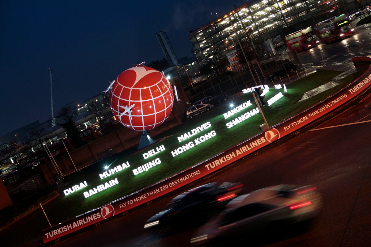 SXBasildon's tweet image. One extra hour in bed tomorrow morning! Don't forget to change the clocks...

Lighter mornings but darker evenings mean its the time of year where we get to enjoy bright lights and illuminated signage (of course) 

#SignsExpressBasildon #Basildon #Essex #Signage #OutdoorSigns