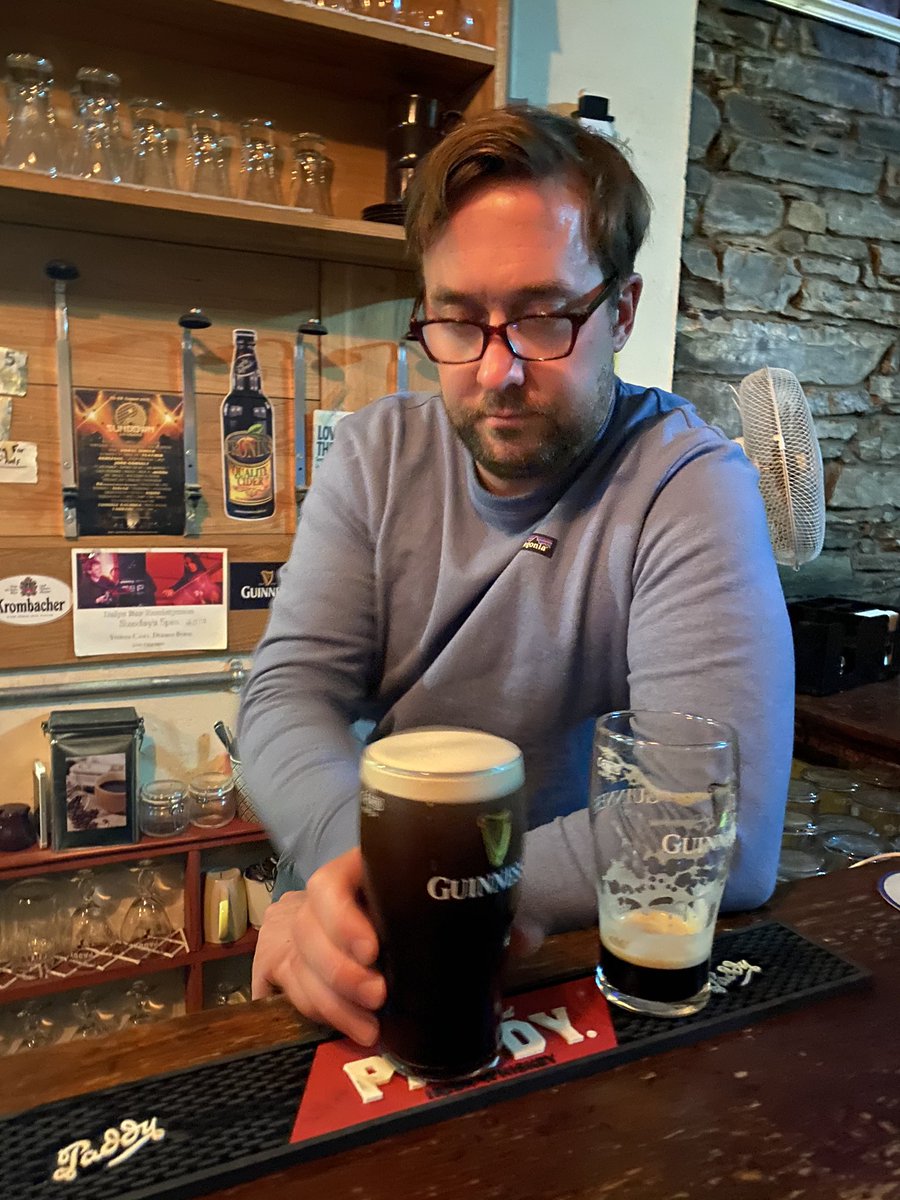 I don’t wear glasses, but when I’m pulling pints in Daly’s I wear these “West Clare barman glasses at the edge of your nose” for full effect. The pints are magic here, as the next tweet will show....