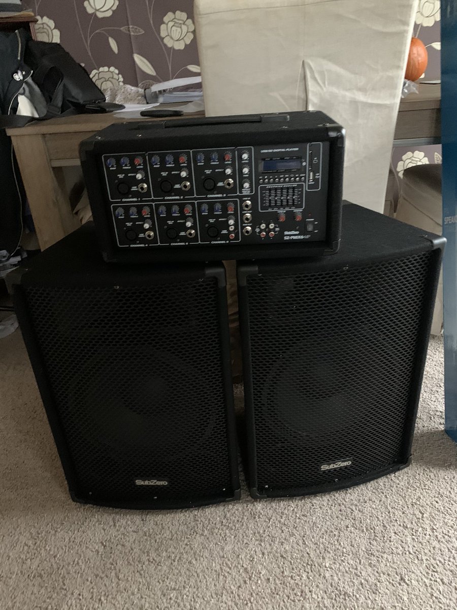 TopMonkey10's tweet photo. New PA system has arrived !! #TopMonkey https://t.co/mTvX8r2dMh