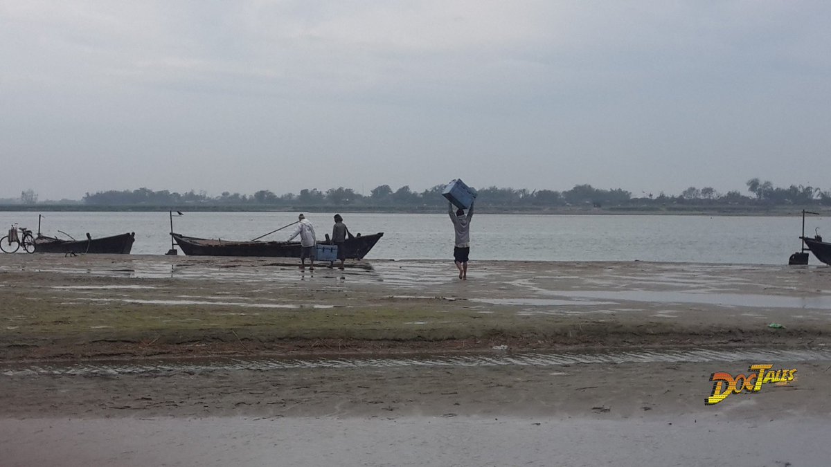 Bridge over river Koshi was a dream which came true, but by that time my days in Bihar were about to be over. Delivering large amount of Polio vaccine and that too in Cold Chain was really challenging. Thanks to the volunteers from the community.  #WorldPolioDay