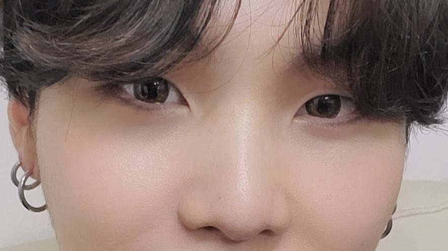 pwetty eyes boopy nose beautiful earrings 