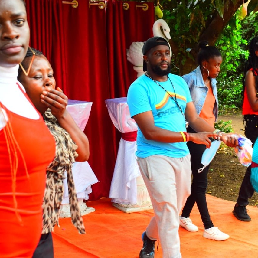 nijowups's tweet photo. Teambuilding manenoz  sato is for #weddings  ,#teambuilding and #dance   .reach out  I'f you need any #kazisafiwedosafi #wupscreations #danceyard #wupsyard @SlimSavedB4C @Ythera_mwangi @Wamzy13 @JulianiJESHI @CelestineGachu1 @teddthedj https://t.co/jXuORbmSuF