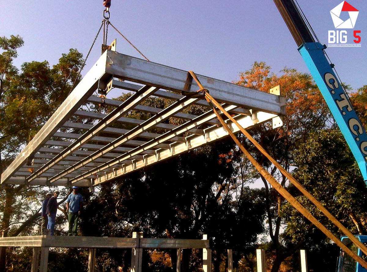 Big5projects's tweet image. Modular buildings &amp;amp; prefabricated structural components.

The future has arrived!

#modular
#prefabrication
#greenbuilding
#lightsteelframebuilding 
#netzero 
#edge
#netpositive 
#smartbuilding 
#smartcities
#SouthAfrica
#Africa

Read all about it here ⤵️
big5projects.co.za/modular--pre-f…