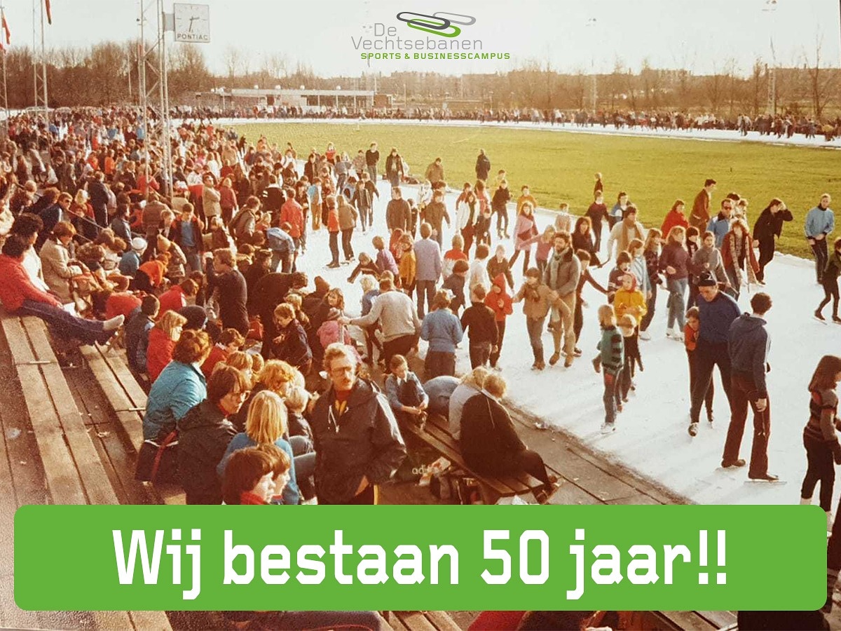 Geen feest en festiviteiten in deze gekke tijd, maar:
De Vechtsebanen bestaat vandaag precies 50 jaar!!! 🎉
Heb jij leuke oude foto's of herinneringen? Deel ze met ons, dat vinden we leuk! ⤵️