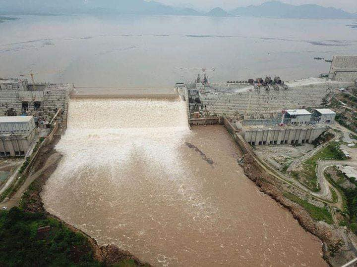 thegreatestandy's tweet photo. @realDonaldTrump Mr. Prisedent, a Message from #Ethiopia! 
#GERD is not a uranium enrichment plant, as you see, it is A water dam to electricity, the electricity is for the regions Benefit! and we don't really Like it when you Comment about Blowing up the dam! it is not a Good Idea! https://t.co/dpqALezWXt