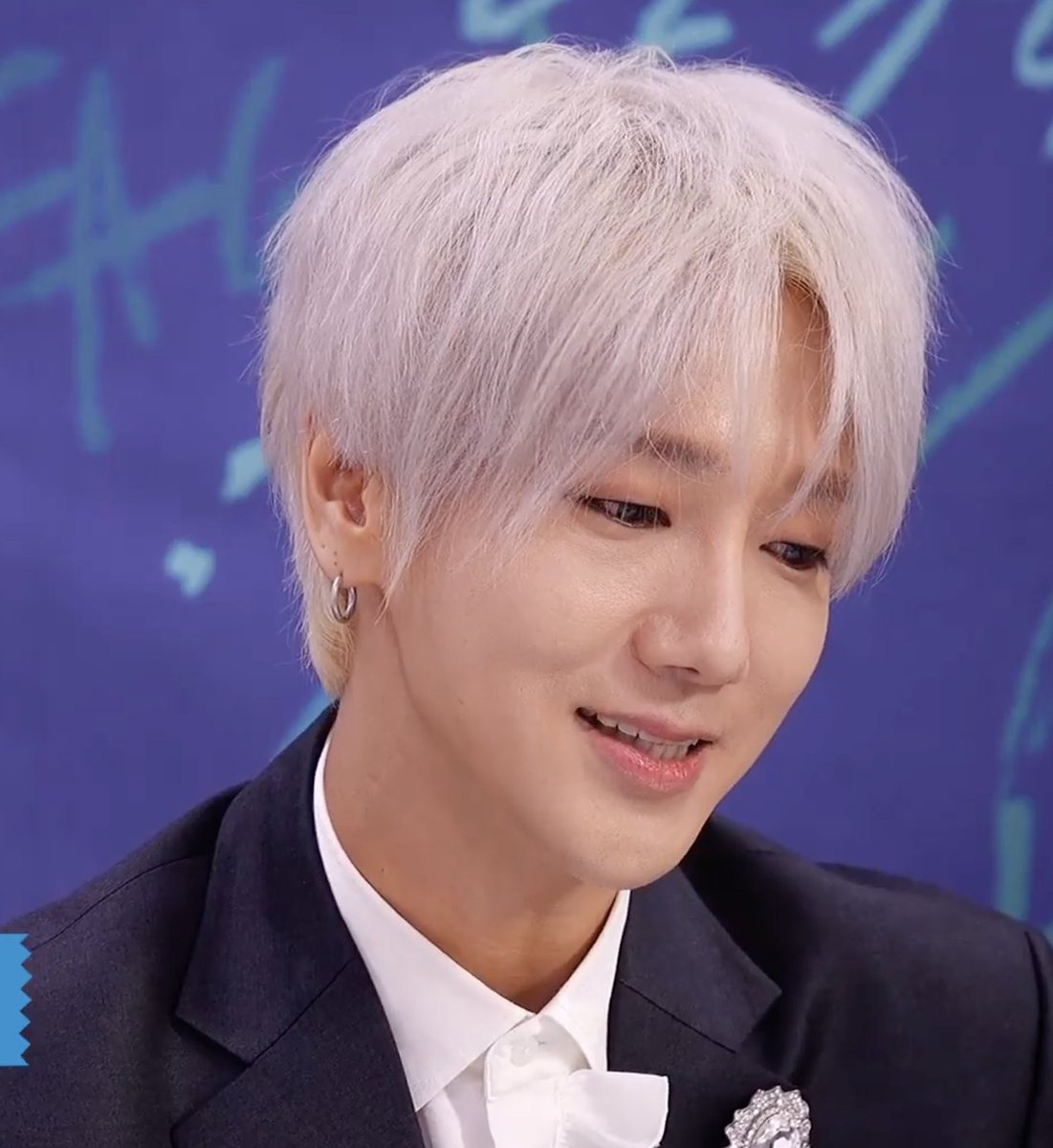 SJKRYPH's tweet photo. @shfly3424 Yesung New Hair Color
#KCulture Online Surprise Live (1) #KPLEX https://t.co/cKbVbuyQUh