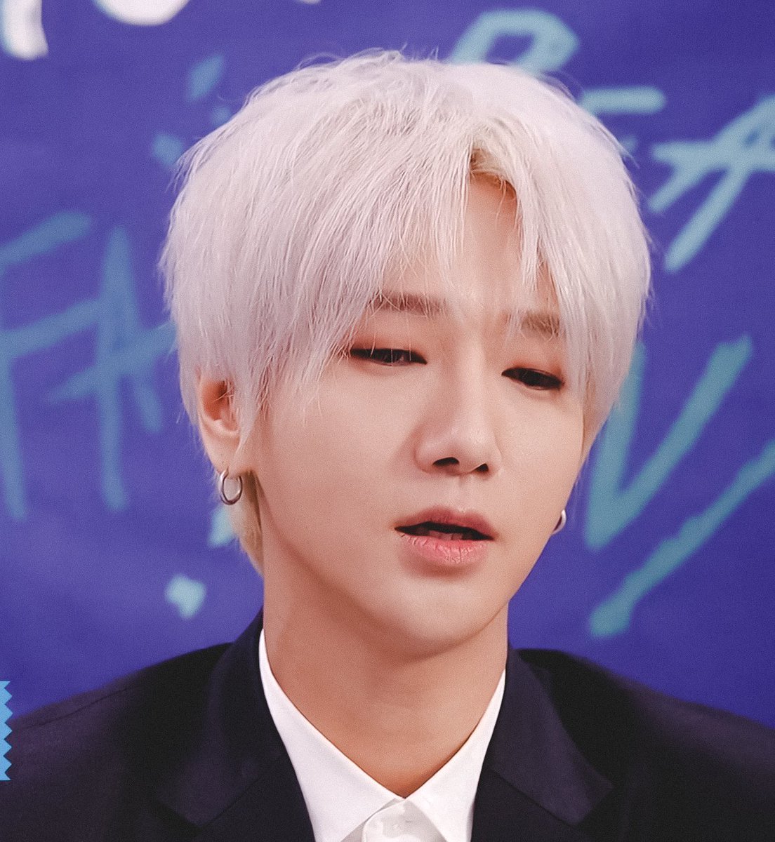 SJKRYPH's tweet photo. @shfly3424 Yesung New Hair Color
#KCulture Online Surprise Live (2) #KPLEX https://t.co/6K5qqZ2OT5