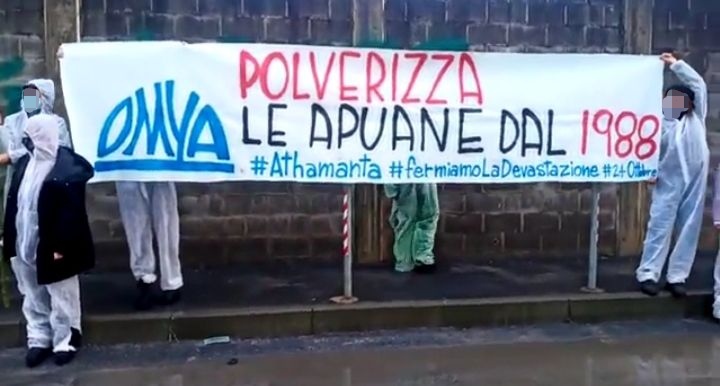 Athamanta1's tweet photo. 0,5% #ARTE - 0,8% #POLVERE 
#OMYA Polverizza le Apuane dal 1988

È iniziata la giornata di #mobilitazione #intergalattica
https://t.co/mS4mWpr6HI

#athamanta  #alvorèdurata #carrara #alpiapuane
#ActNow

@buridda @radiondadurto @Radiondarossa @rbo10525 @fffItalia @GPGLPisa https://t.co/713fWXjvDJ