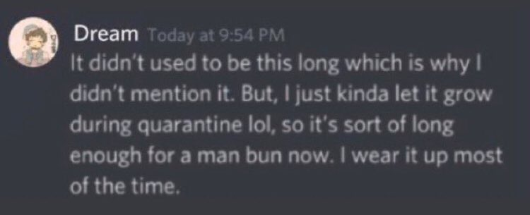 deymtubbo's tweet photo. SO YOU'RE SAYING, THIS IS WHAT DREAM USES FOR HIS MAN BUN??! THIS IS NOT DRISTA'S???  IT'S REAL ALRIGHT 👀 https://t.co/Su0umIXCW6