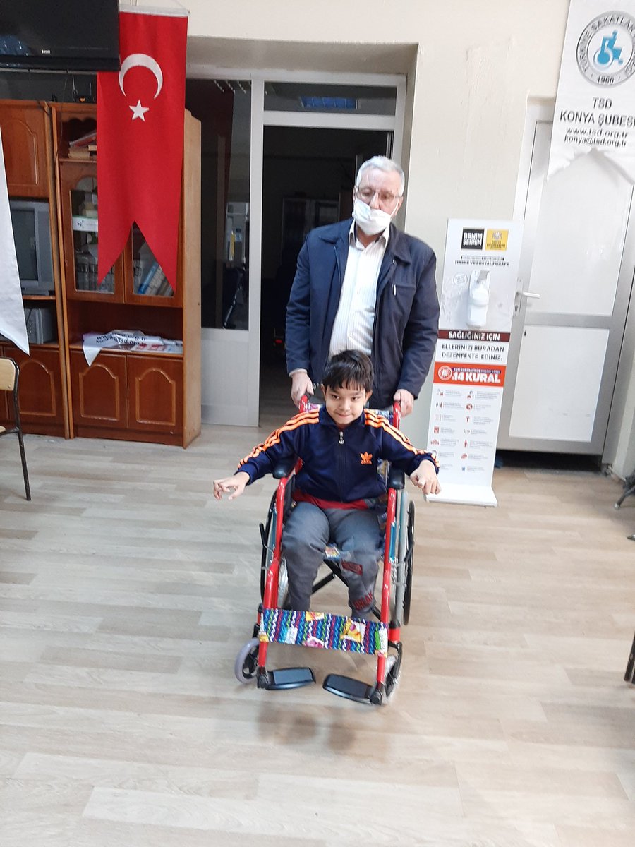 Dernekte bugunki mutluluk Bekir Yenisan yavrumuzu sevinirdik Hayırseverimizden Alllahim Razı olsun