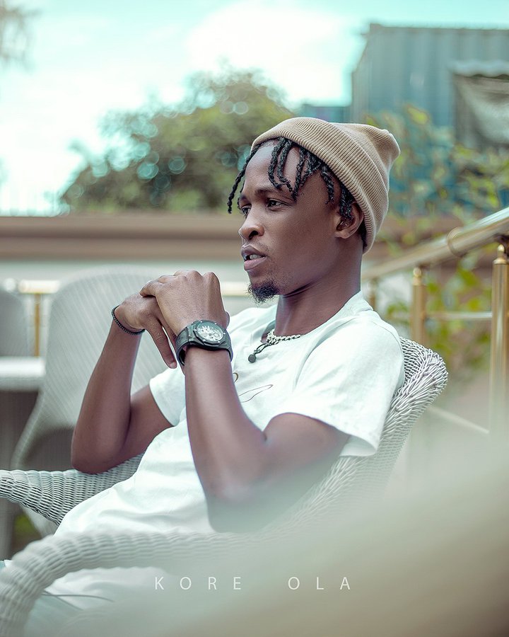 SymplyUdyAkpan's tweet image. Good morning fine people, it's a good day to listen to amazing songs right? 
Oya go and stream Laycon's @itsLaycon songs sharp sharp. Don't do cho cho cho under people's tweet o. Stream now and thank me later. 
#StreamLaycon