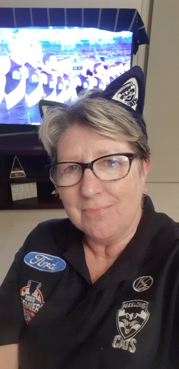 Here we go ... Grand Final Geelong v Richmond. Go cats.