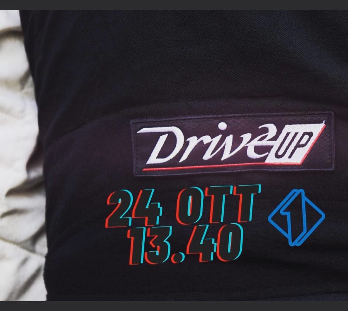 Ready for the show🏁? Si parte alle 13.40 su #Italia1 con ospite la bella e pazza <a href="/MELYTONIOLO/">Melita Toniolo</a> su una fiammante <a href="/AudiIT/">Audi Italia</a> nella pista di <a href="/quattroruote/">Quattroruote</a> a Vairano! @Sport_Mediaset <a href="/QuiMediaset_it/">QuiMediaset</a> #Driveup #DriveupTv #Djringo #Tvshow #MelitaToniolo #Audi #RS6