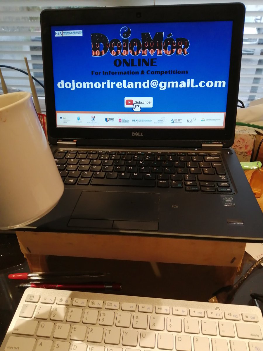 OrmondRoisin's tweet image. Ready to kick off the first workshop of @dojomor2020! #VEXVR #VirtualRobotics #STEMeducation