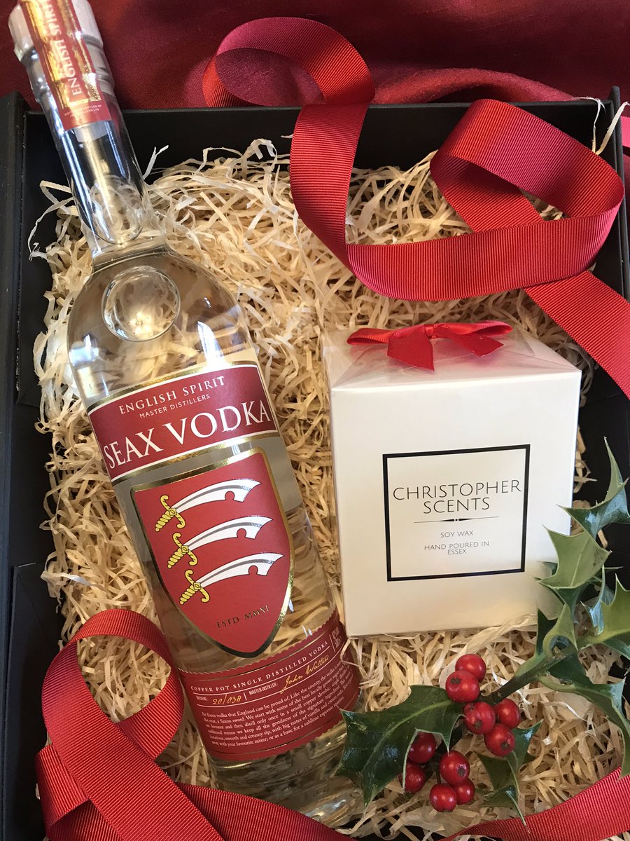 Secrethamper's tweet photo. Championing the fabulous brands of our home county #Essex this #Christmas #UKGiftAM #UkGiftHour 
https://t.co/bOoRM0kl6W https://t.co/gVmkDyE55i