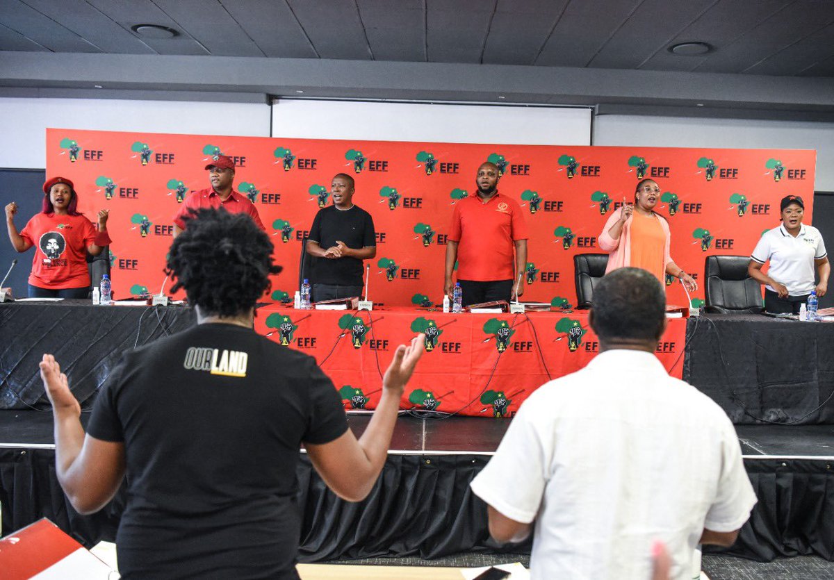 EFFSouthAfrica's tweet photo. EFF Central Command Team (CCT) Meeting is currently underway. https://t.co/ofNatZHPdS