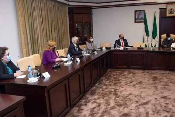 STermined's tweet photo. Lekki shooting: Soldiers Who Shot Peaceful Protesters Must Face The Law, US Officials Tell Prof Osinbajo 

- Sahara Reporters 

Femi Adesina | Shoprite | Mall | Igbos | Wikipedia

#EndNigeriaNow
#2023ElectionforYouth https://t.co/V2W8h6SnLq