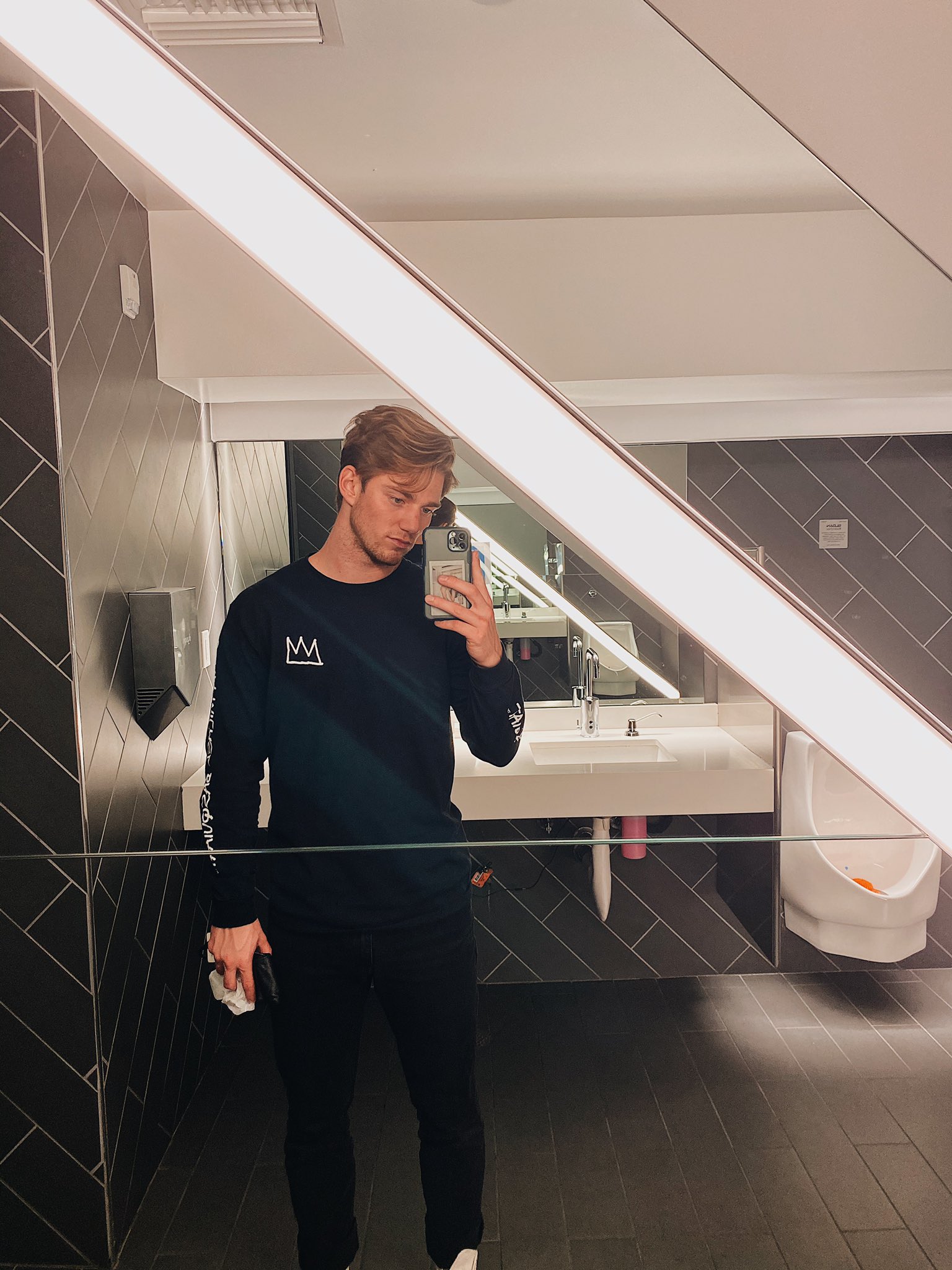 Nico Greetham on Twitter