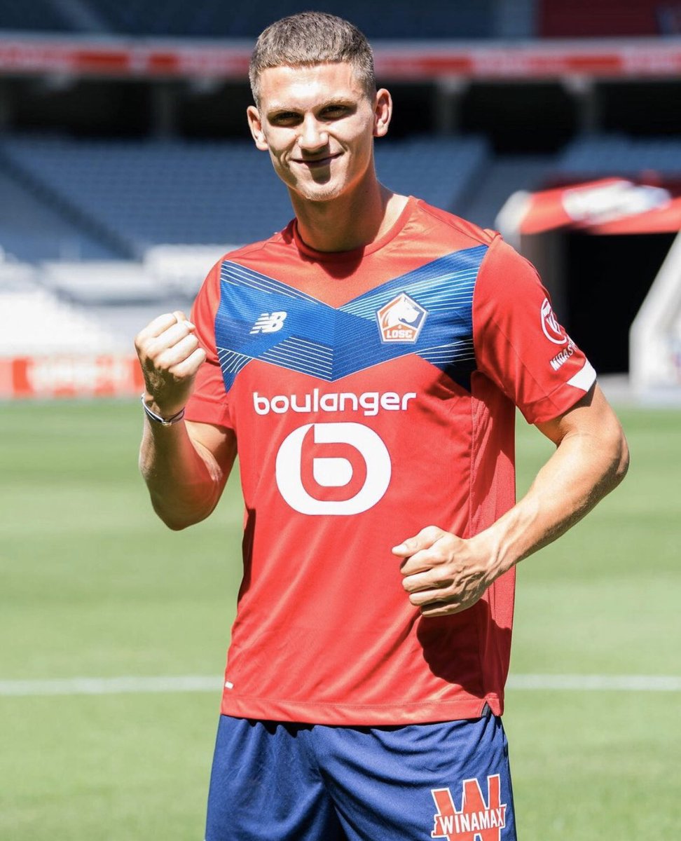 📊 المدافع الهولندي سفن بوتمان(20 عام) مع ليل الفرنسي هذا الموسم:
8 مباريات 🏟
703 دقائق ⏱
69 تمريرة كل 90 دقيقة ⚽️
صناعة هدف واحد 🅰️
قطع 1.3 من الكرات كل 90 دقيقة ⚔️
فوز بـ4.5 من الصراعات الهوائية كل 90 دقيقة ⭐️
فوز بـ13 من المواجهات الثنائية كل 90 دقيقة ⭐️
5 شباك نظيفة 🥅