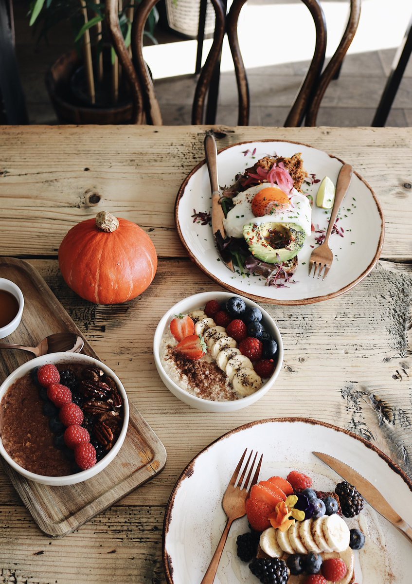 WhiteMulberries's tweet photo. Who wants to join ? 🎃🥑🍌🍳 
#saturdaymorning https://t.co/Y62VMB0fn2