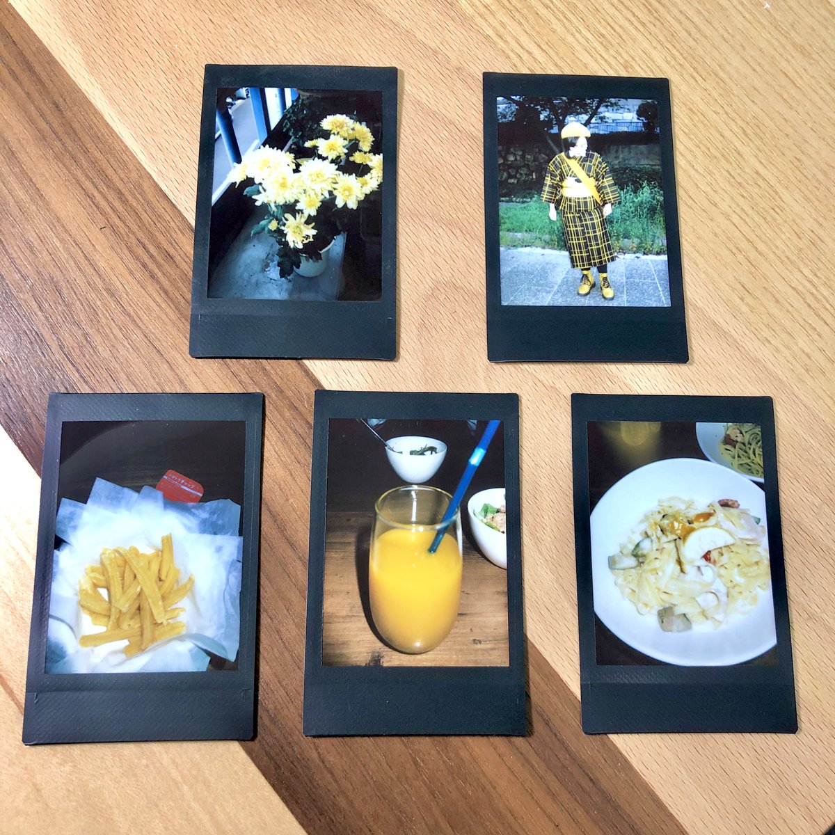 chinae03yellow's tweet photo. 着物着て遊んだ時のイエローチェキ!🤩
#instaxmini70 #チェキ #poraloid
#写真 #photography
#イエローチェキ https://t.co/rih4E28skq