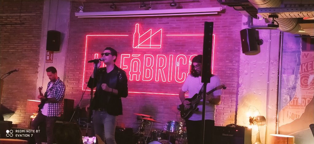 Mi voto #N1CanalFiesta43 es para <a href="/lostarifaplana/">Tarifa Plana</a>
 y  <a href="/aslandticos/">Aslándticos</a> con  su #Volveremos  <a href="/canalfiesta/">Canal Fiesta Radio</a> 
<a href="/dominguezja/">José A. Domínguez</a> 😍❤️💪🏻💪🏻💪🏻