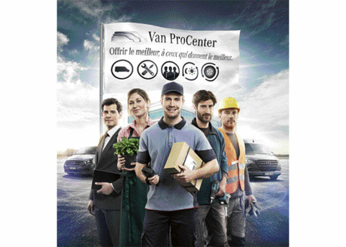 flotauto's tweet image. #CahiersExperts #MercedesBenzVans | 👉 zcu.io/R4a2 Avec son label Mercedes-Benz #VanPro, la marque à l’Étoile garantit à ses clients plus d’expertise en matière d’#utilitaires et de #mobilité professionnelle. @MBFRANCE_