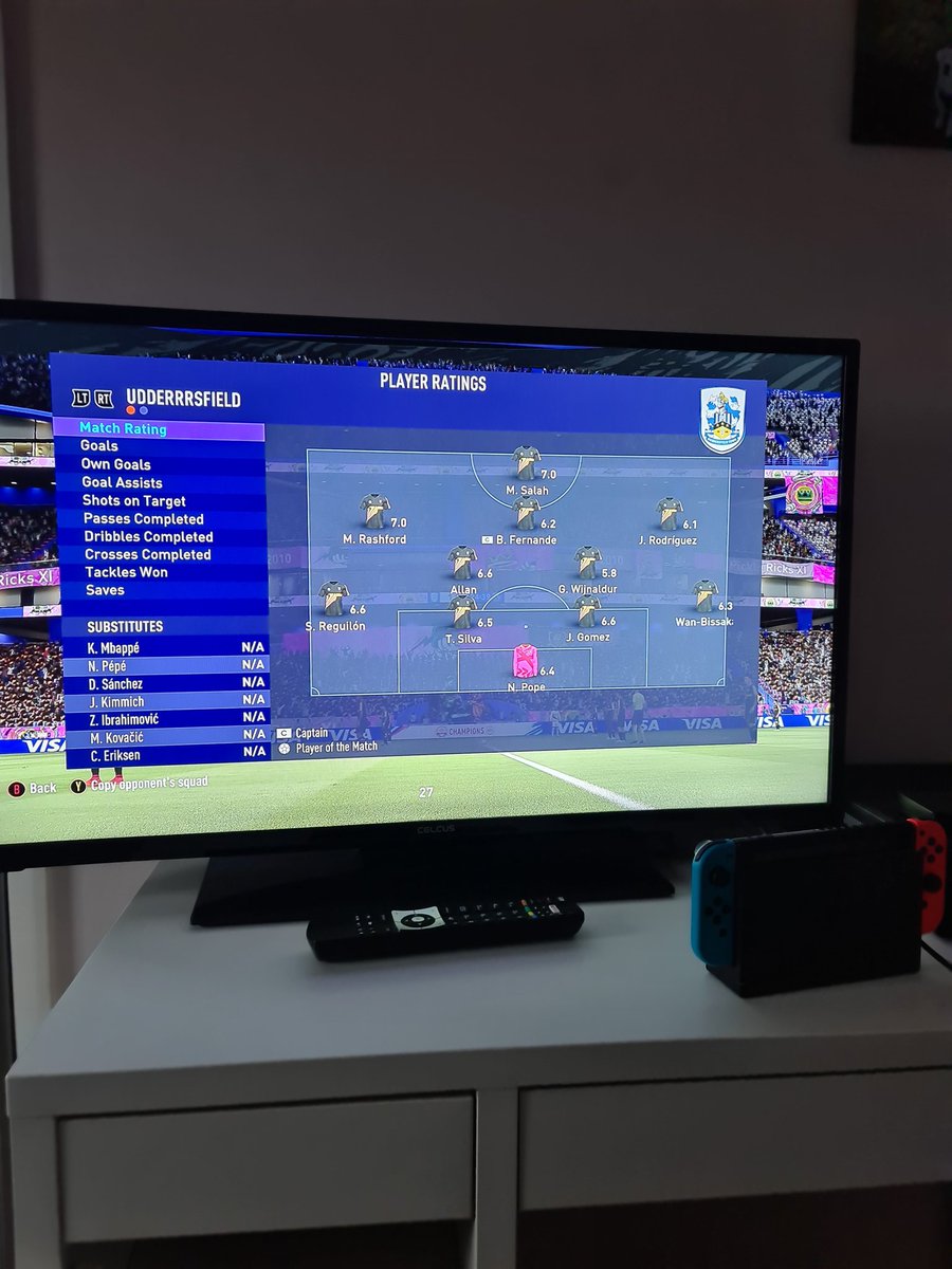 BryceNFLFantasy's tweet photo. @EAFIFADirect Really need to sort this shit out. What's the point in having  chemistry and formations if you can switch it instantly in game and have a ramifications! https://t.co/M7QkGv6dCI