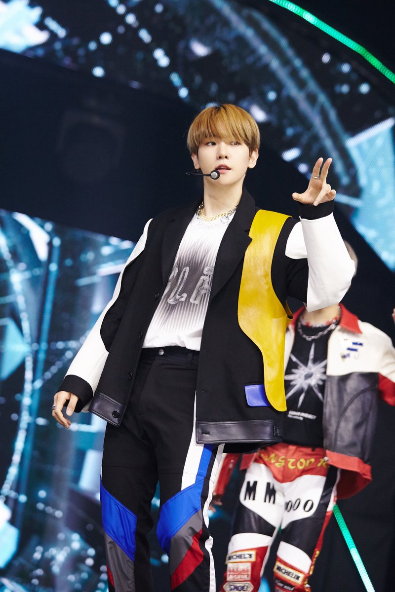 superm's tweet photo. 🐶

#BAEKHYUN
#SuperM #SuperOne
#One #Monster_Infinity #WeAreTheFuture #SuperMTheFuture #LateLateshow @latelateshow https://t.co/2V6HFgaPzJ
