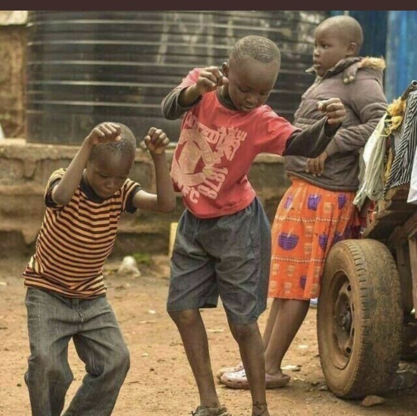 King_Bhle's tweet image. Mood knowing our video will be dropping soon,Guys #StreamLaycon on all platforms mylinks.ng/itslaycon
 and suscribe to our YouTube channel please
youtube.com/c/LayconOffici…