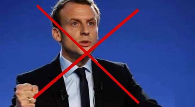 You crossed the red line ❌
#رسولنا_خط_أحمر #إلا_رسول_الله_يافرنسا #ماكرون_يسيء_للنبي