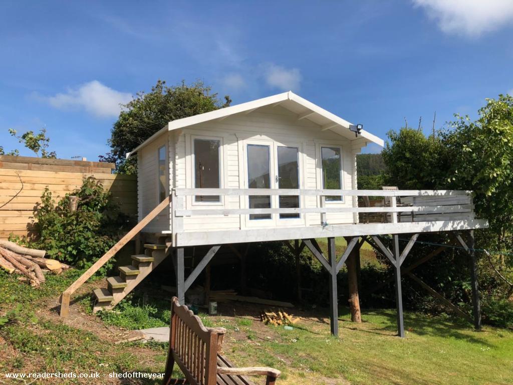 Love a shed on stilts > Nerys's Shed - Unique from Ceredigion  #shedoftheyear  http://www.readersheds.co.uk/share.cfm?SHARESHED=7213#.X5P0bS1_Pjk.twitter  #SaturdayVibes