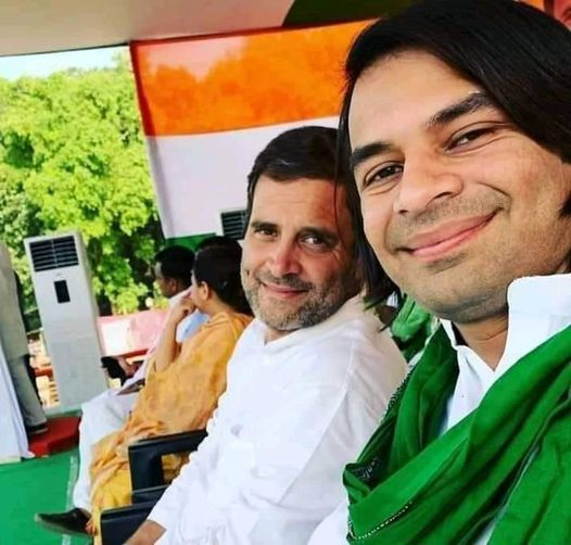 archi_anil's tweet photo. ट्यूबलाइट और लालटेन एक साथ🤣🤣 https://t.co/ydg0OSmhKE