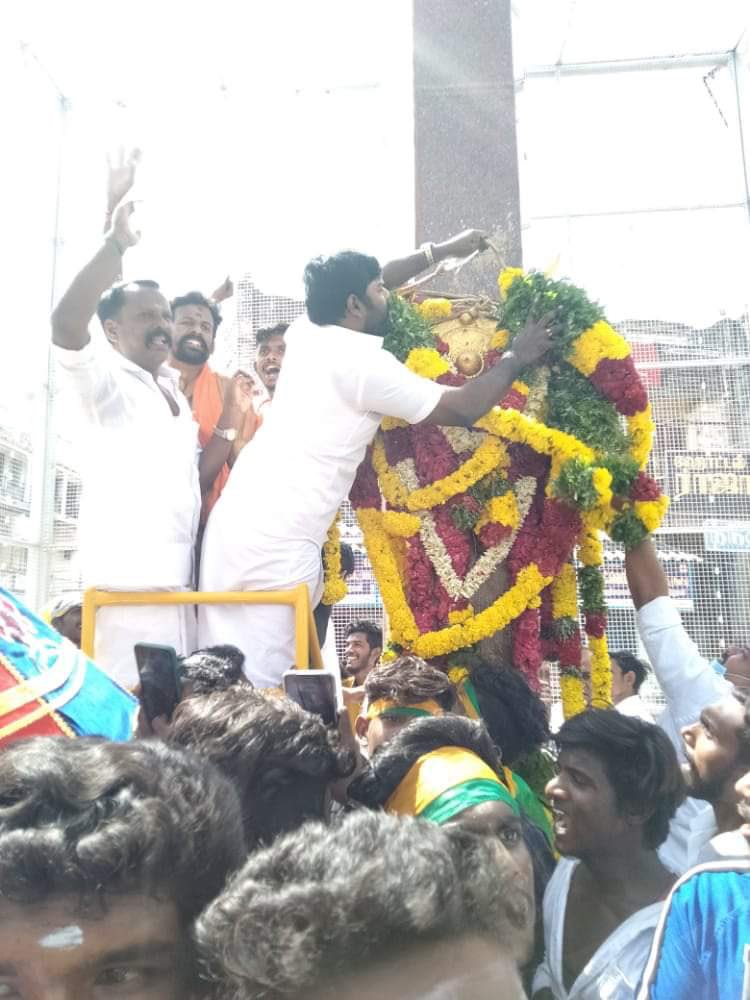 KoshithP's tweet photo. #1801திருப்பத்தூர்படுகொலை #1801ThiruppathurMassacre #மருதுபாண்டியர்கள் #மருது_சகோதரர்கள் #தேவர் https://t.co/8ExkqiNqVc
