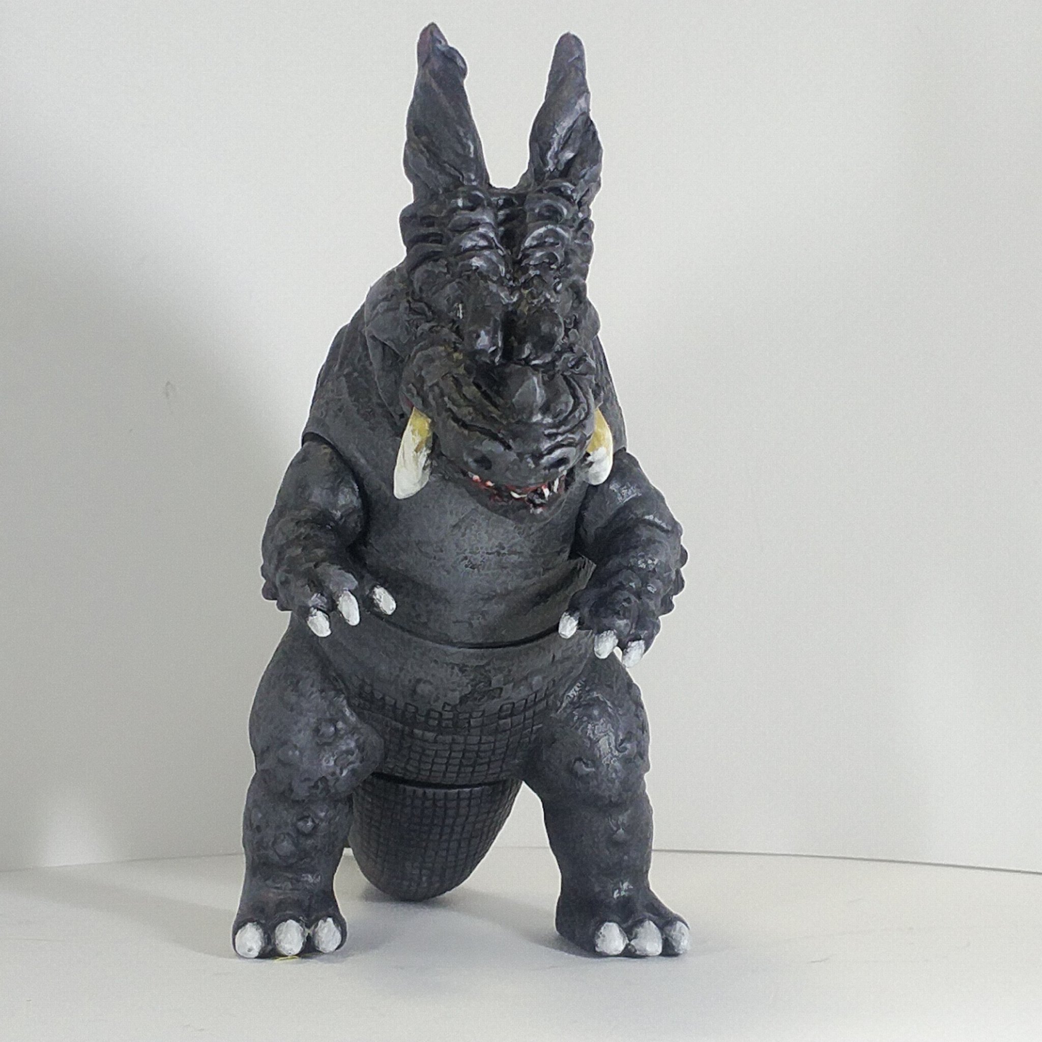 希少ビンテージ円谷プロ マルサン ウルトラQ地底怪獣パゴス約22.5cm