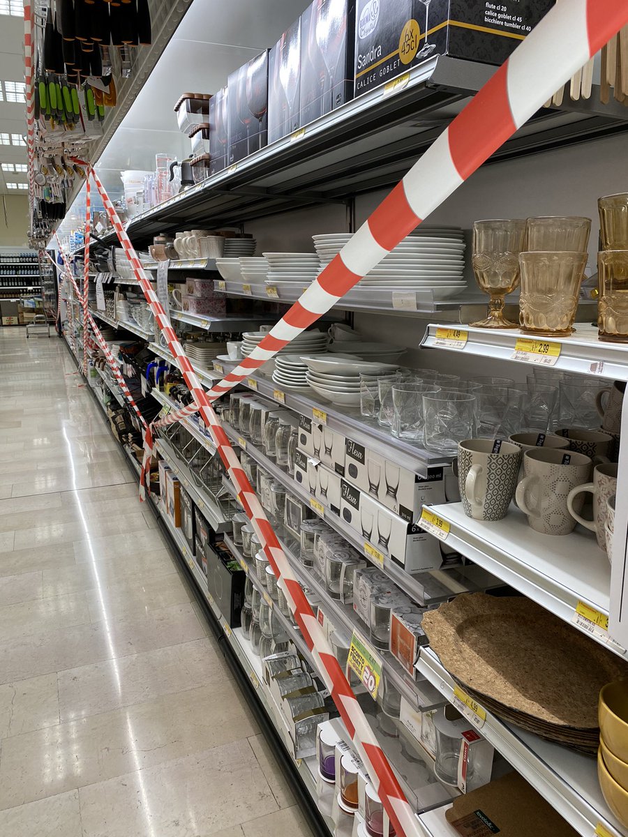 martinoloiacono's tweet image. Preoccupante e illogico.