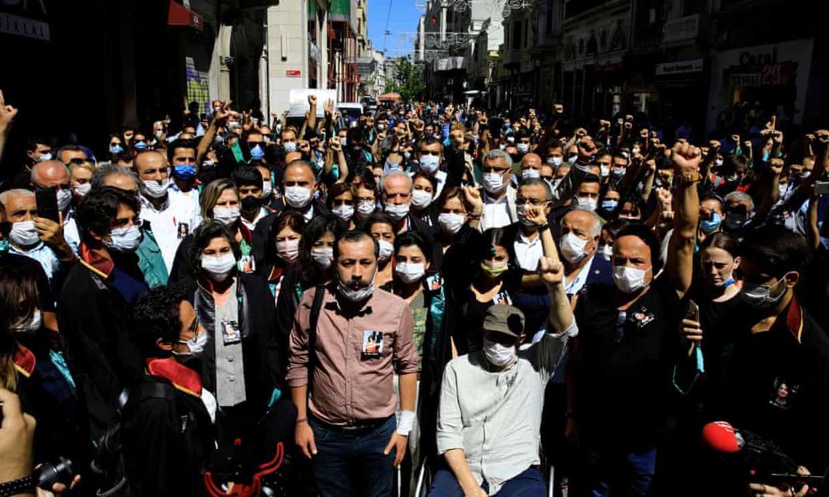 KenRoth's tweet photo. British activists are considering using Magnitsky-style human rights sanctions against Turkish prosecutors and officials who are responsible for arresting and imprisoning thousands of lawyers. https://t.co/Kzg5bIMIYg https://t.co/qAWKTEedF2