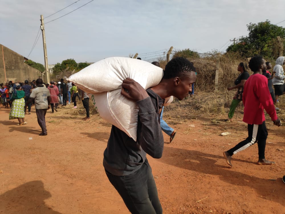 sami_oamen's tweet image. Jos people how far, currently ongoing in Jos.

#palliatives #COVID19 #EndInsecurityInNigeria #EndPoliceBrutalityinNigeraNOW