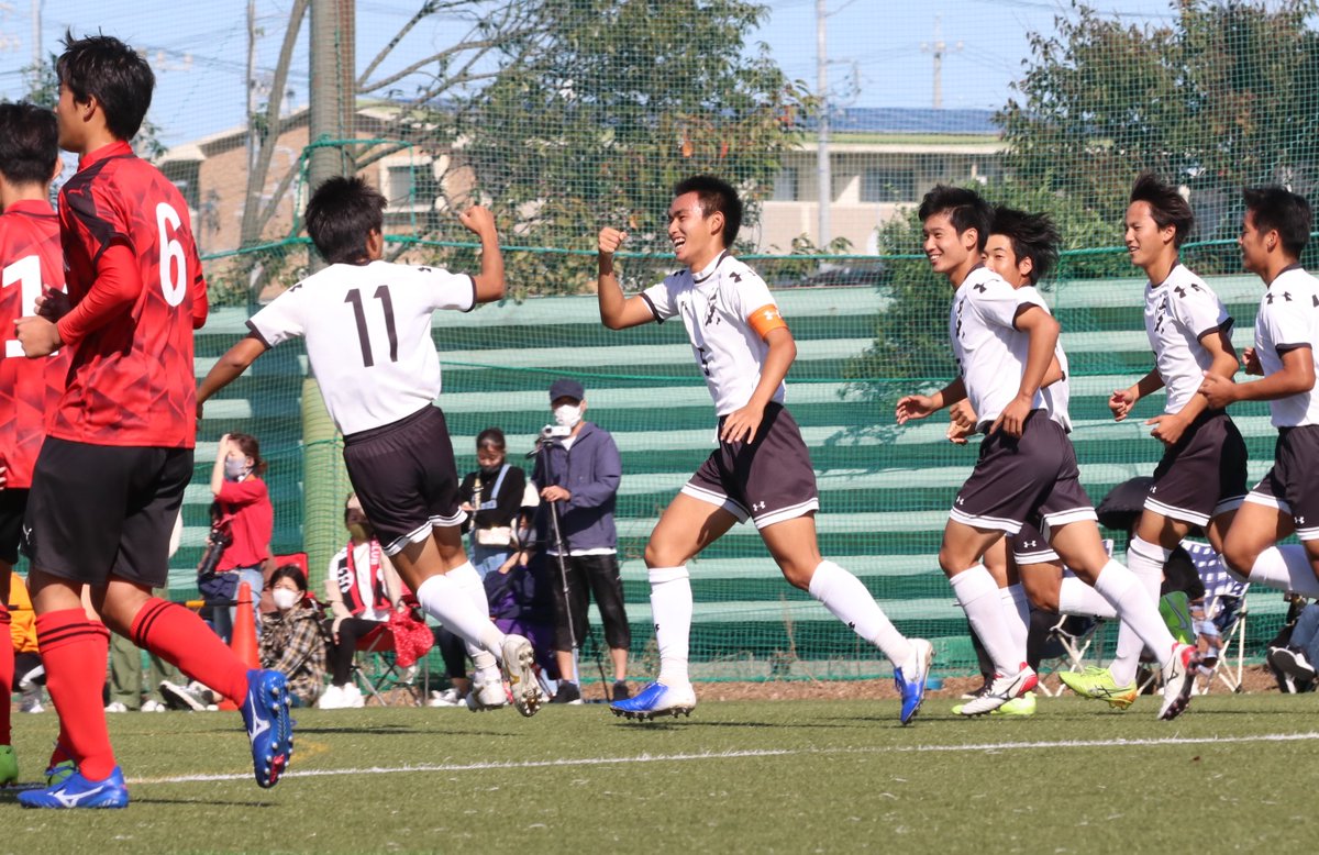 スポーツ報知 静岡支局 全国高校サッカー選手権静岡大会 4回戦が行われ 決勝トーナメントに進むチームが決定 磐田東 2 0 浜松城北工 後半33分にmf大久保選手が均衡を破りました 浜名 4 0 浜松商 Fw名波選手が1得点アシスト また 浜松東が スポーツ報知 静岡支局 全国高校サッカー選手権静岡大会 4回戦が行われ 決勝トーナメントに進むチームが決定 磐田東 2 0 浜松城北工 後半33分にmf大久保選手が均衡を破りました 浜名 4 0 浜松商 Fw名波選手が1得点アシスト また 浜松東が