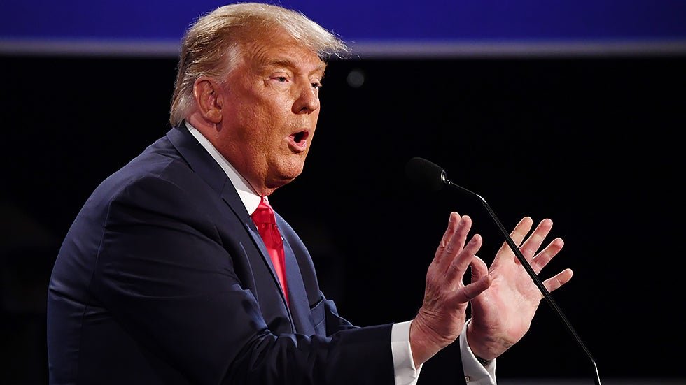 thehill's tweet photo. More than 700 economists including Nobel laureates oppose Trump reelection https://t.co/cCmGDxcRY5 https://t.co/vZFtl8h1C1