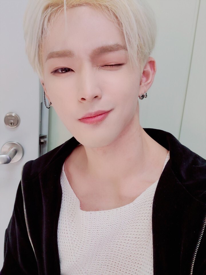 official_ONEUS's tweet photo. [#이도] 투문이 보고 싶은 하루♡ https://t.co/P3qkbR2IbX