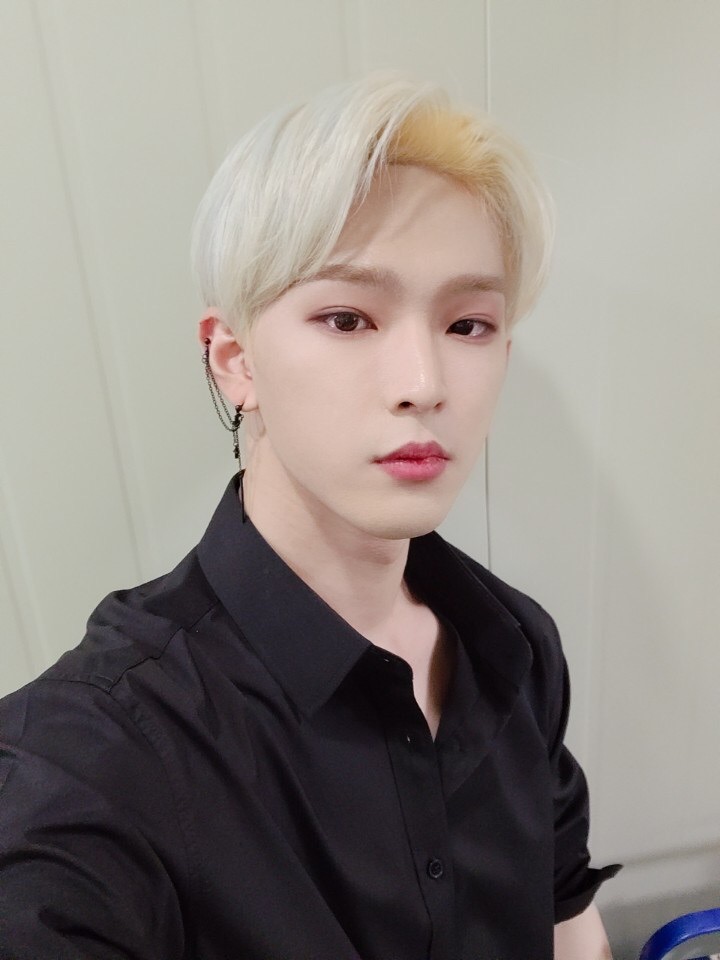 official_ONEUS's tweet photo. [#이도] 투문이 보고 싶은 하루♡ https://t.co/P3qkbR2IbX
